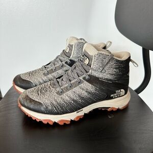 North Face Size 10 Hiking Boots
